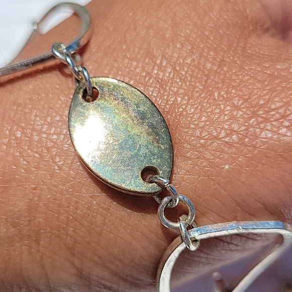 Tri Color Geometric Shaped Long Necklace! - Picture 6 of 9